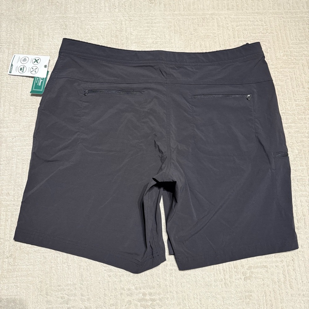 NWT L.L. Bean Comfort Trail Shorts 9” Hiking 4 way stretch UPF 40+ Women’s 18W - Picture 4 of 5